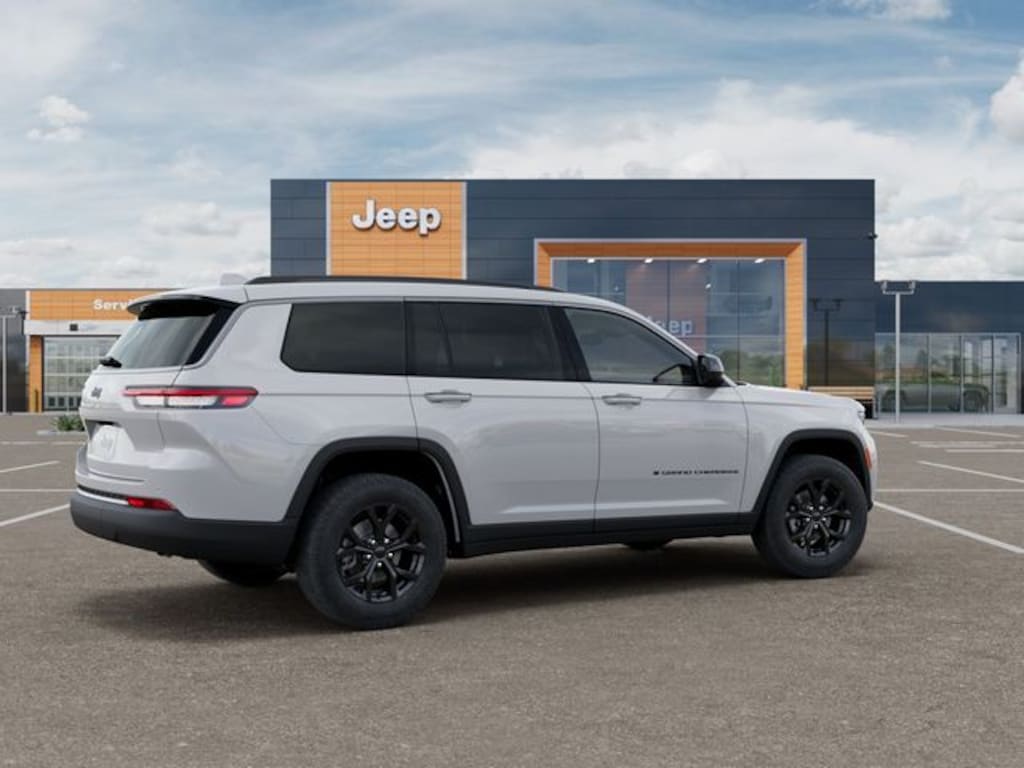 New 2026 Jeep Grand Cherokee L Laredo SUV