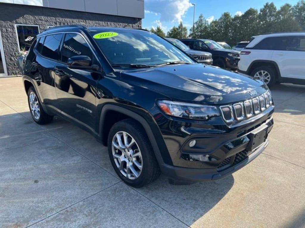 Certified 2022 Jeep Compass Latitude Lux SUV