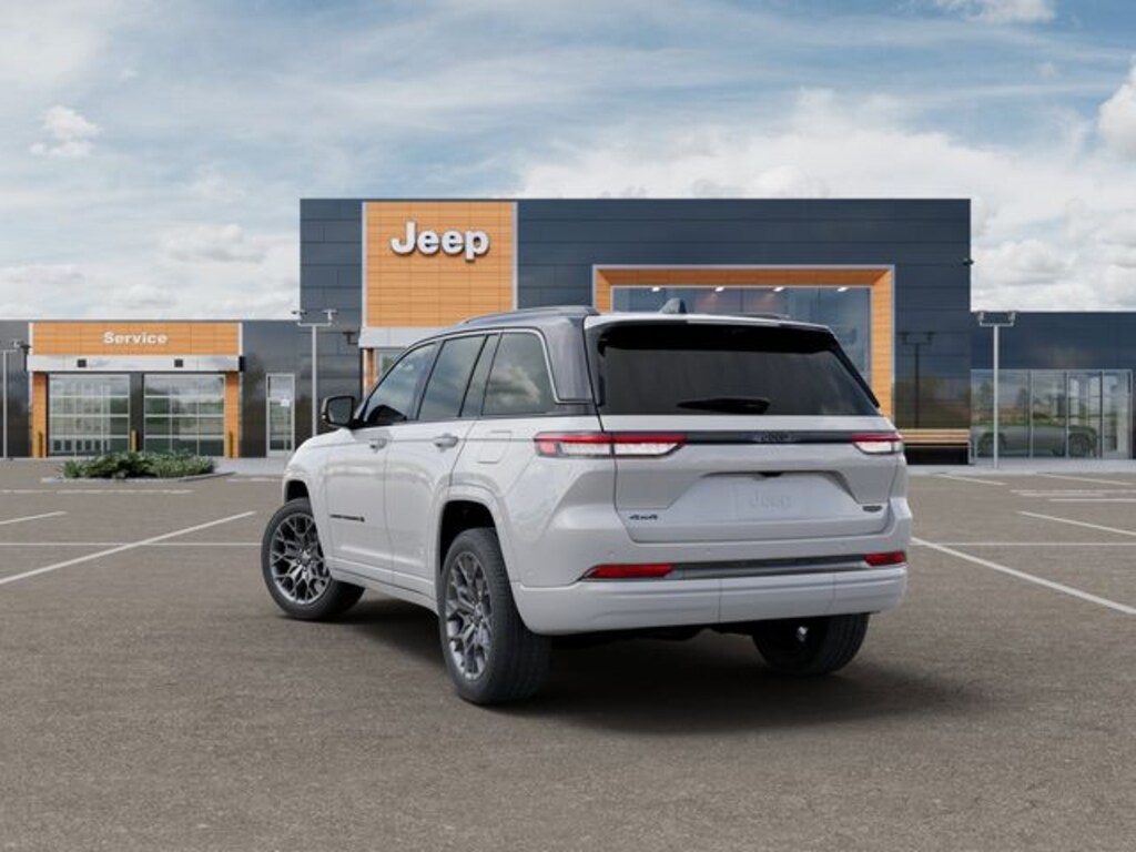 New 2026 Jeep Grand Cherokee Summit SUV