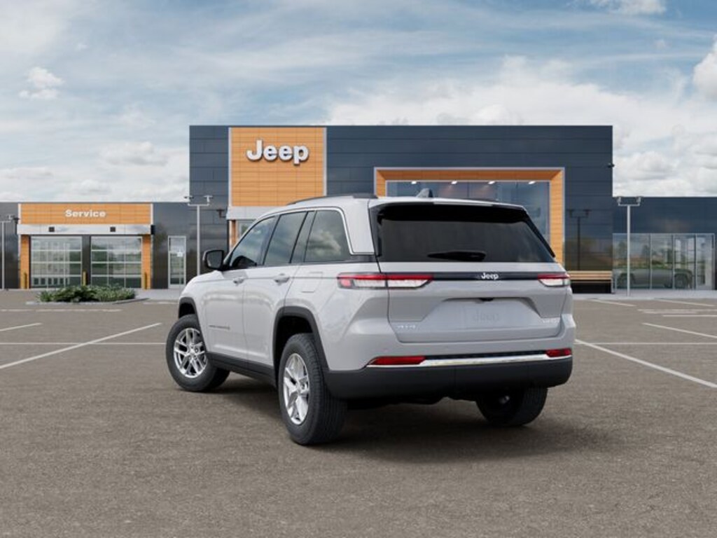 New 2025 Jeep Grand Cherokee Laredo SUV