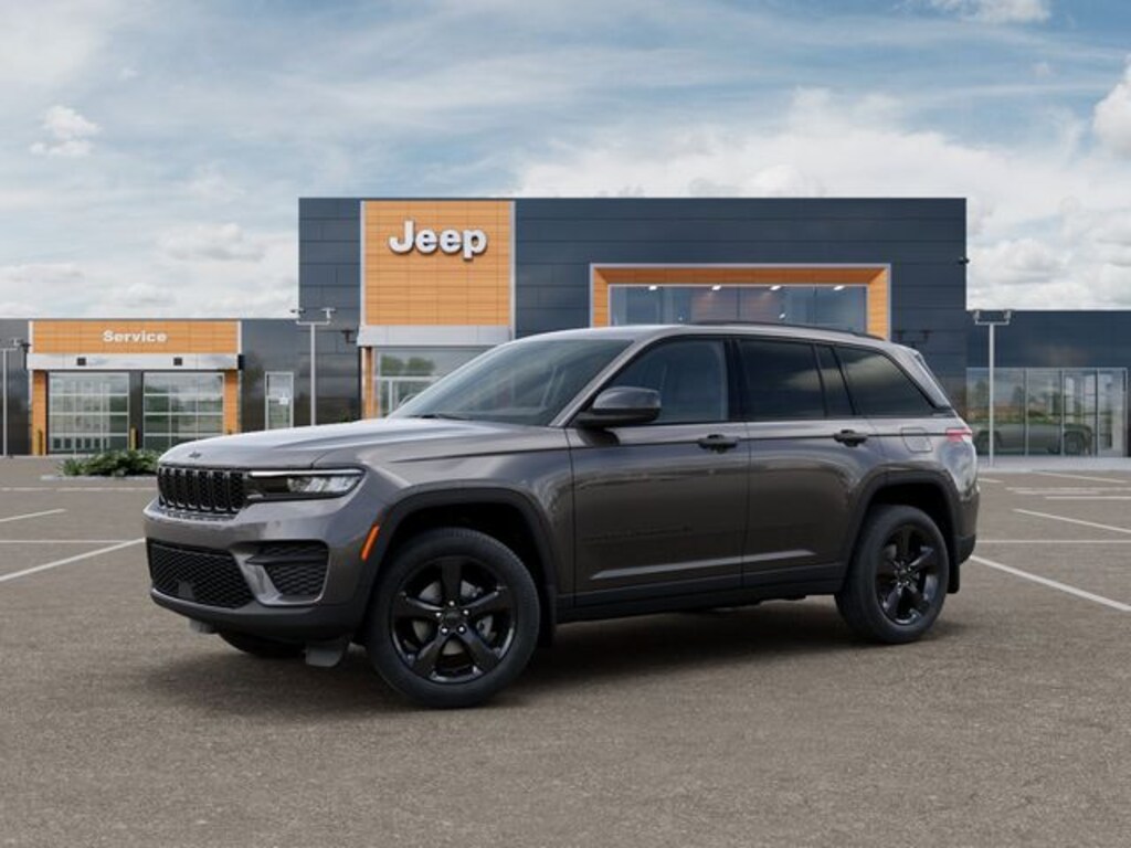 New 2025 Jeep Grand Cherokee Laredo SUV