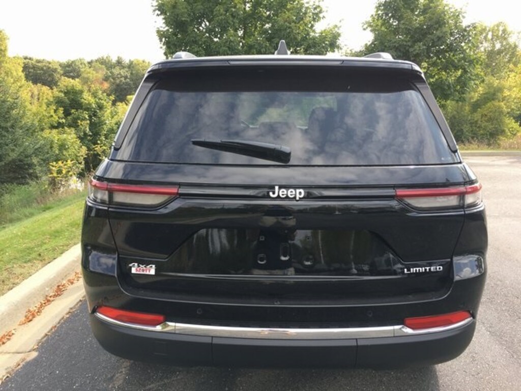 New 2025 Jeep Grand Cherokee Limited SUV