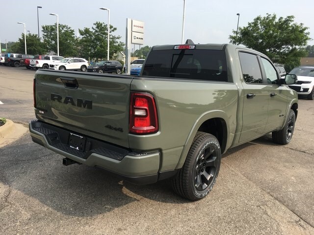 2025 Ram 1500 Big Horn Lone Star photo 3