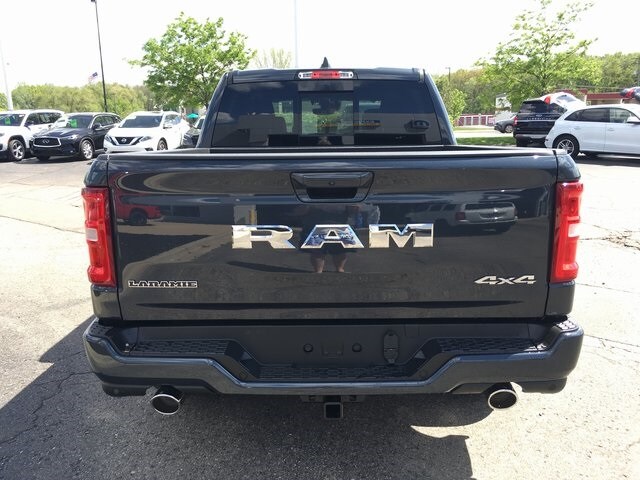 2025 Ram 1500 Laramie photo 4