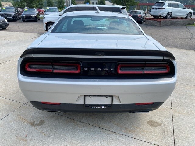 2022 Dodge Challenger R/T Scat Pack photo 4