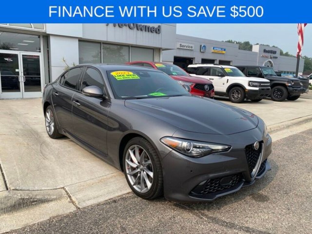 Used 2023 Alfa Romeo Giulia Sprint Sedan