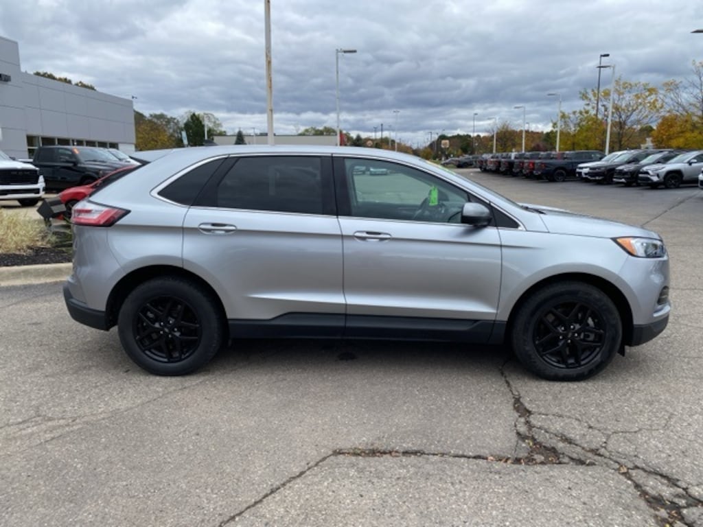 Used 2023 Ford Edge SUV