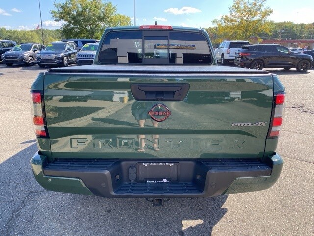 2022 Nissan Frontier PRO-4X photo 4