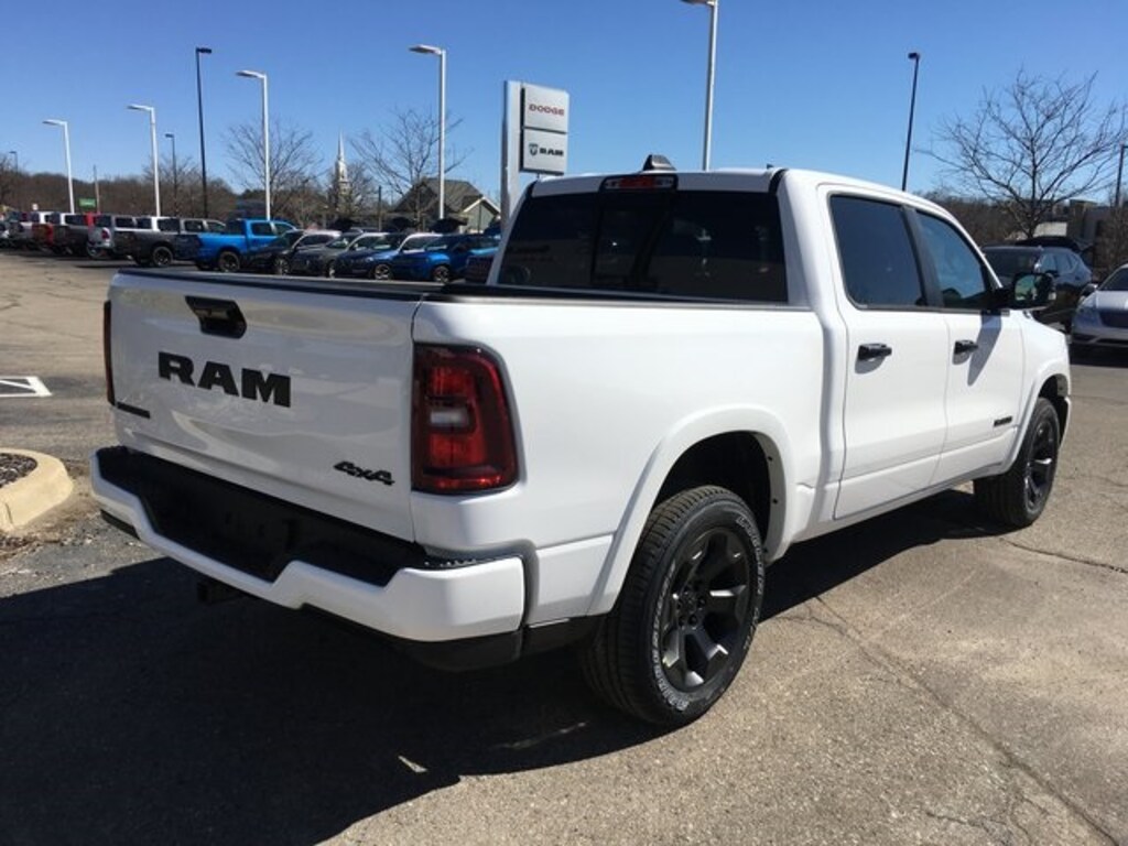 New 2025 Ram 1500 Big Horn/Lone Star Truck Crew Cab