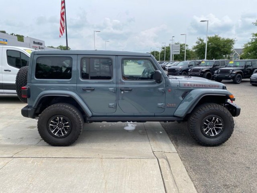 Used 2025 Jeep Wrangler Rubicon SUV