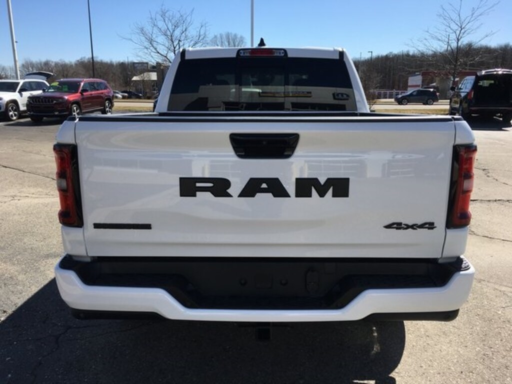 New 2025 Ram 1500 Big Horn/Lone Star Truck Crew Cab