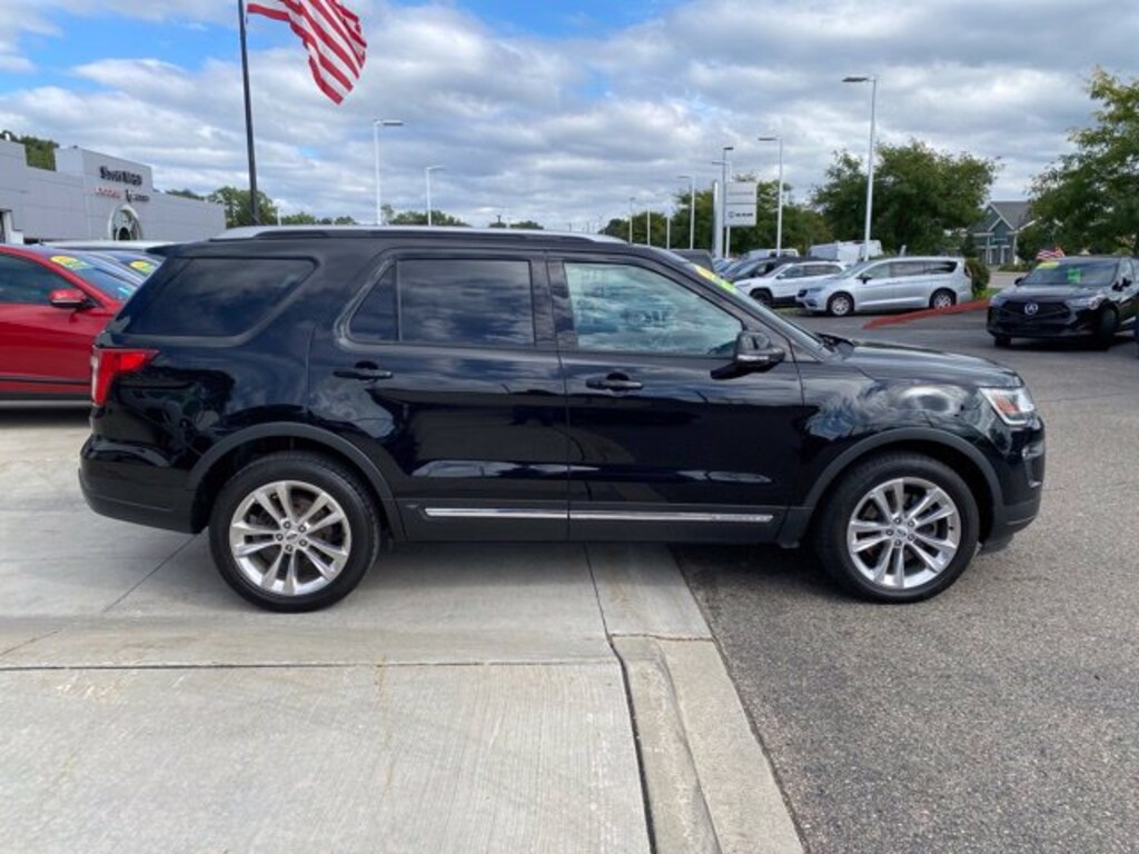 Used 2018 Ford Explorer XLT SUV