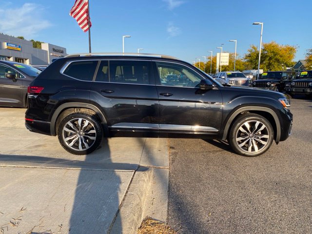 Used 2022 Volkswagen Atlas 3.6L V6 SEL Premium R-Line SUV