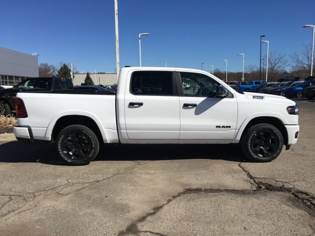 New 2025 Ram 1500 Big Horn/Lone Star Truck Crew Cab