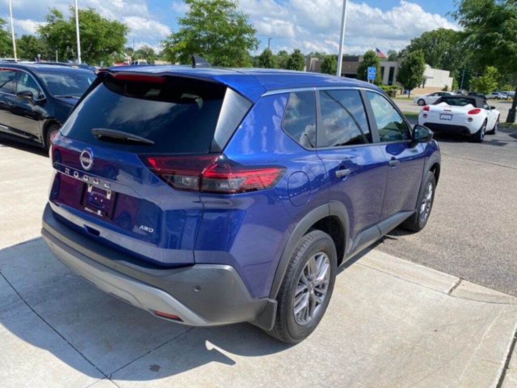 Used 2023 Nissan Rogue S SUV