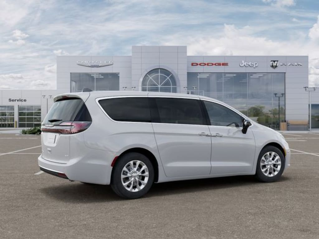 New 2026 Chrysler Pacifica Select Van Passenger Van