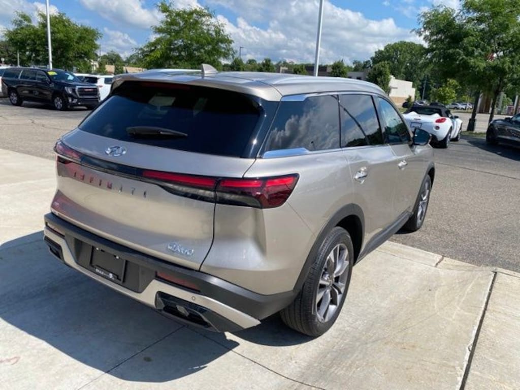 Used 2024 INFINITI QX60 LUXE SUV