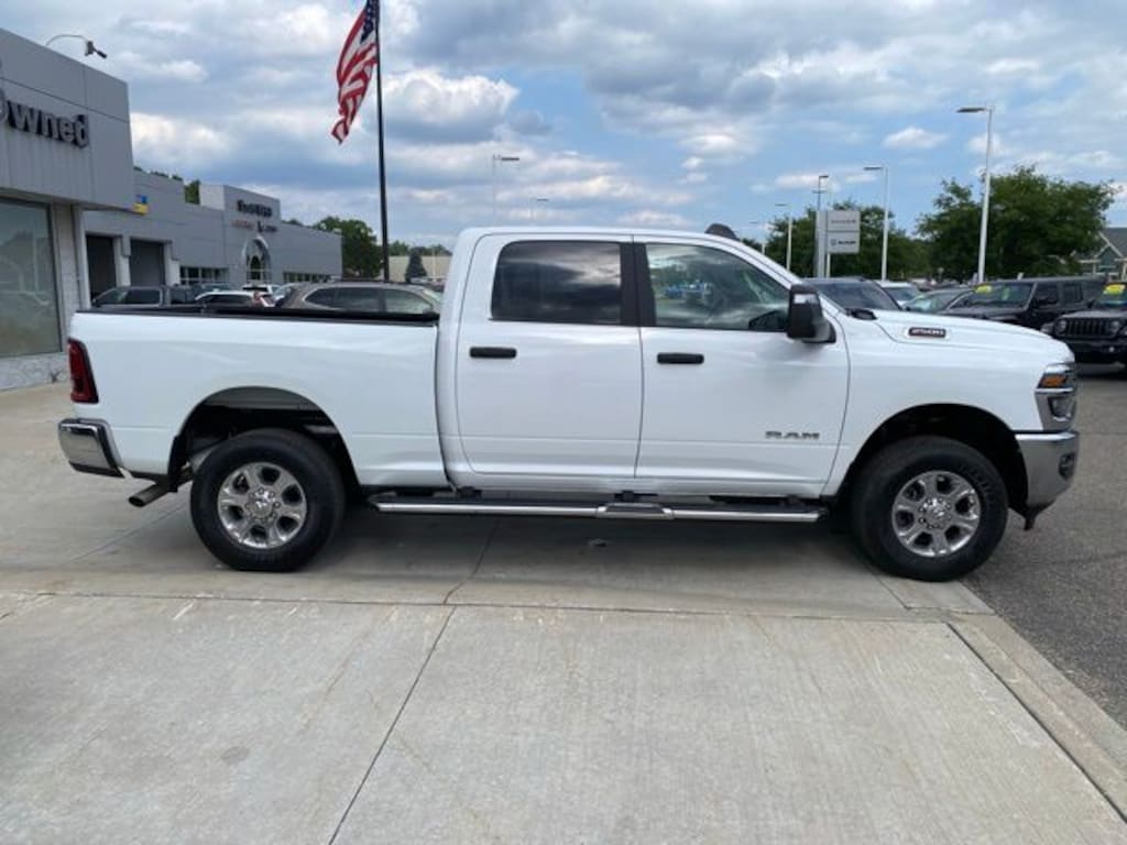 Used 2025 Ram 2500 Big Horn Truck Crew Cab