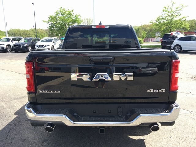 2025 Ram 1500 Laramie photo 4