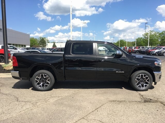 2025 Ram 1500 Laramie photo 2