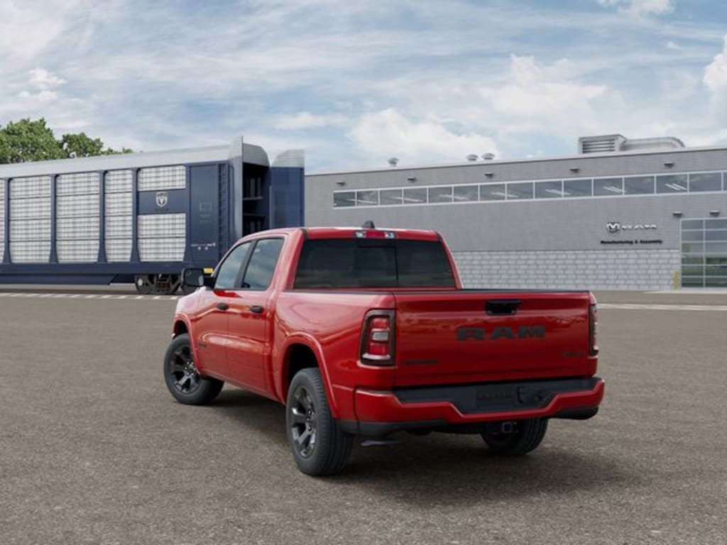 New 2025 Ram 1500 Big Horn/Lone Star Truck Crew Cab