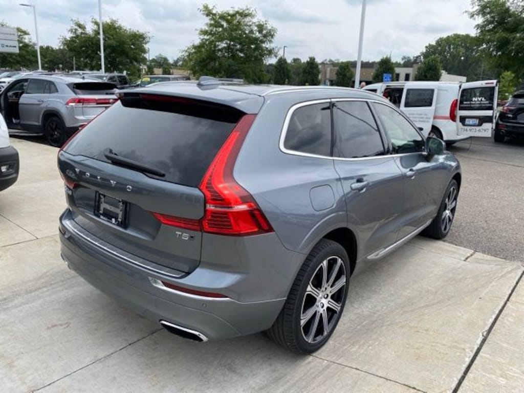 Used 2021 Volvo XC60 T5 Inscription SUV