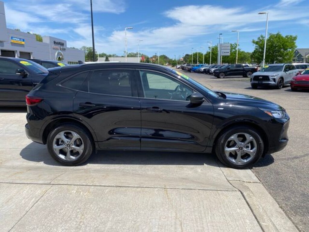 Used 2023 Ford Escape ST-Line SUV