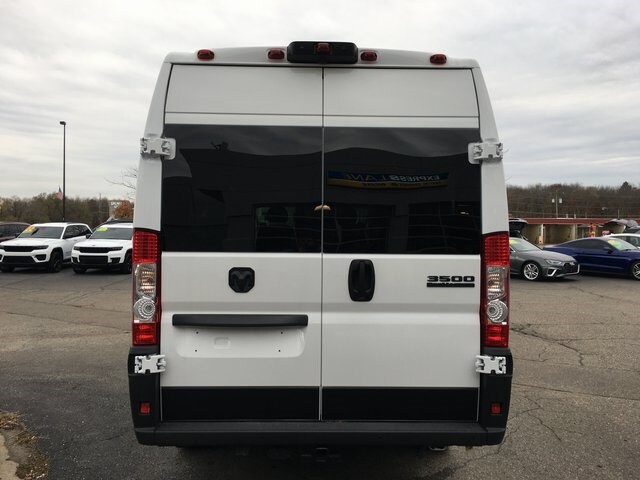 2024 Ram ProMaster 3500 Window Van photo 4