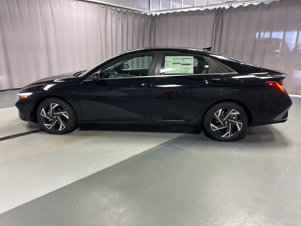 New 2026 Hyundai Elantra Limited Sedan