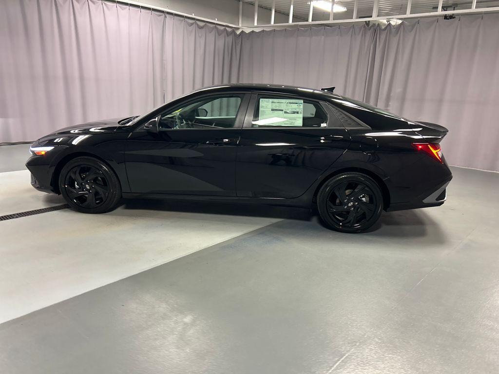 New 2026 Hyundai Elantra Hybrid SEL Sport Sedan