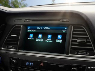 2017 Hyundai Sonata technology