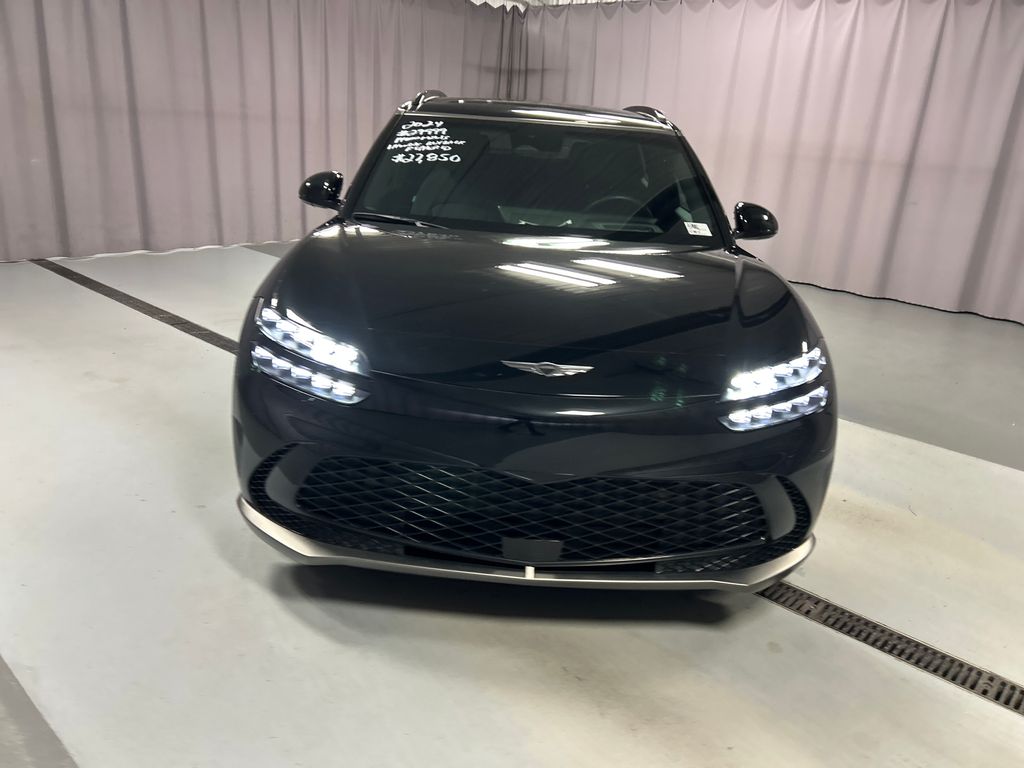 2024 Genesis GV60 RWD photo 2