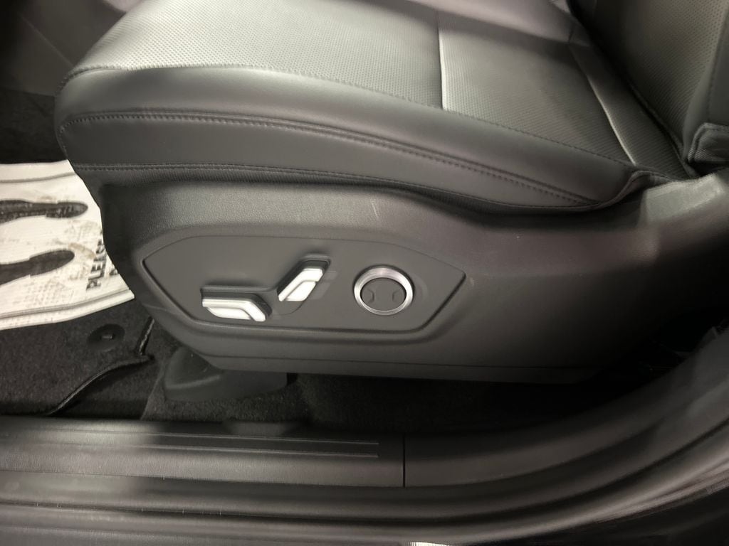 2026 Hyundai Santa Fe XRT - Photo 11