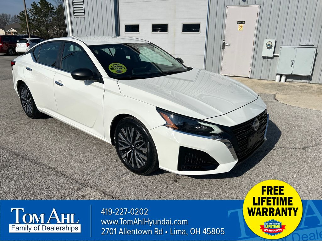 2025 Nissan Altima SV