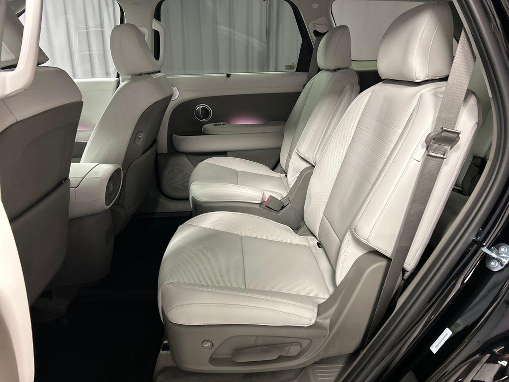 2026 Hyundai Palisade Limited - Photo 22