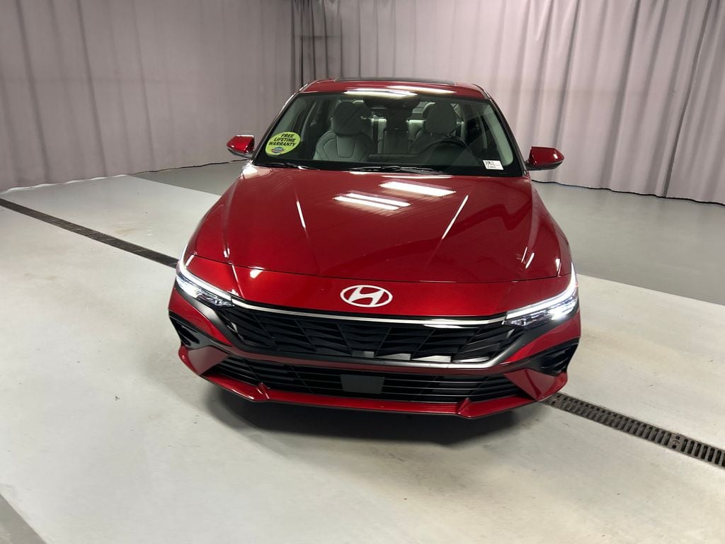 New 2025 Hyundai Elantra Hybrid Limited Sedan