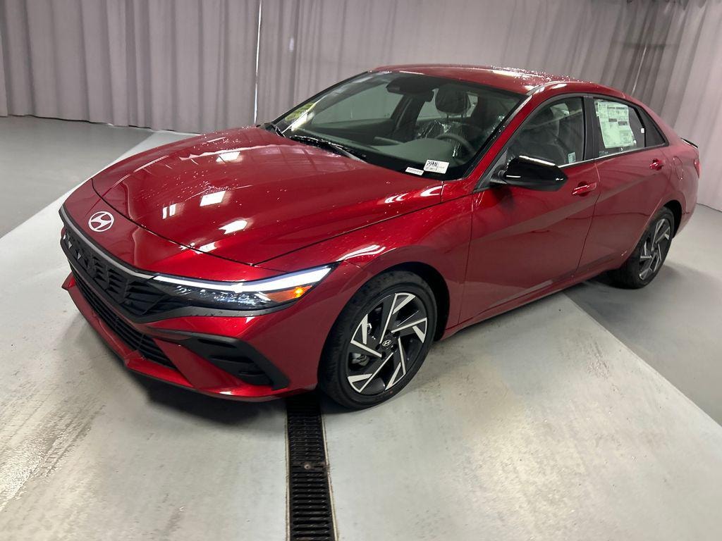 New 2025 Hyundai Elantra Hybrid SEL Sport Sedan
