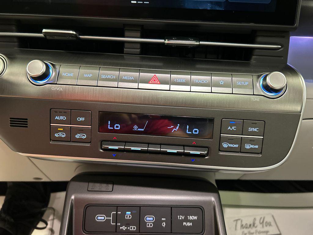 2026 Hyundai Kona Limited - Photo 18