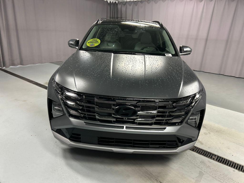 New 2025 Hyundai Tucson Limited AWD SUV