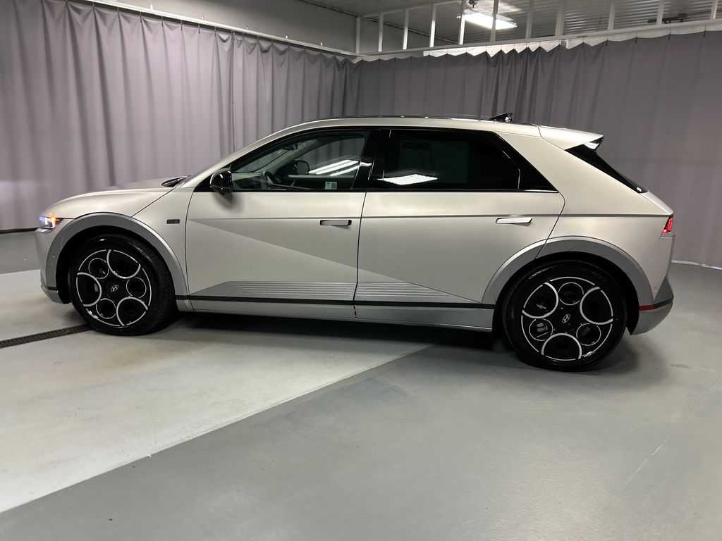 2024 Hyundai Ioniq 5 Limited photo 4