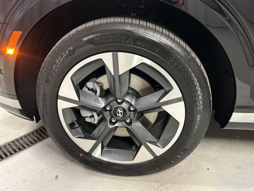 2026 Hyundai Palisade Limited - Photo 9