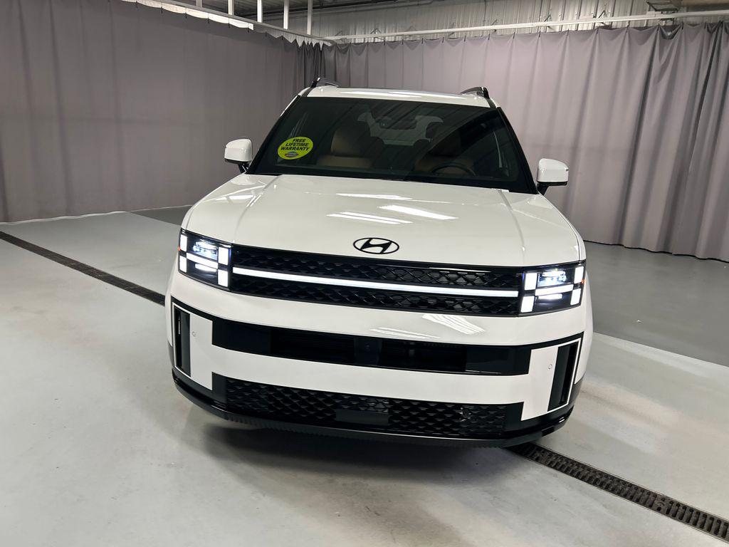 2026 Hyundai Santa Fe Calligraphy photo 2