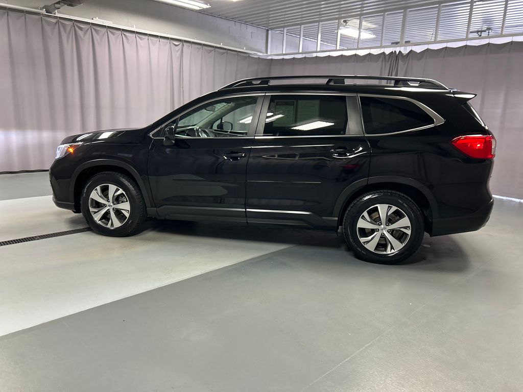 2022 Subaru Ascent Premium photo 4