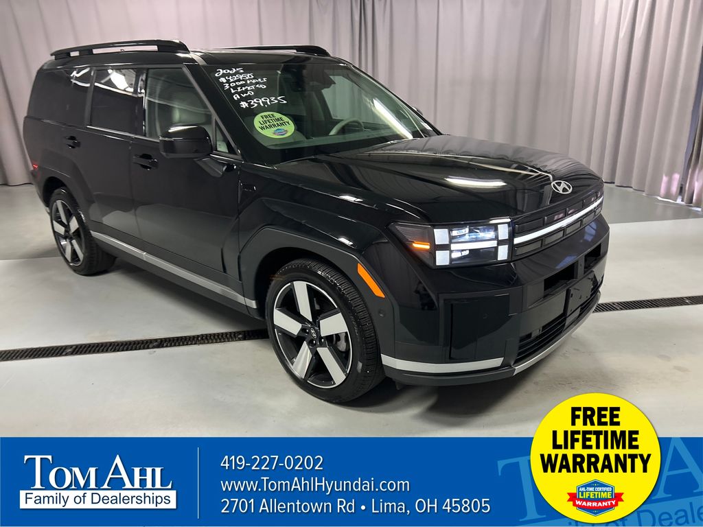2025 Hyundai Santa Fe Limited's photo