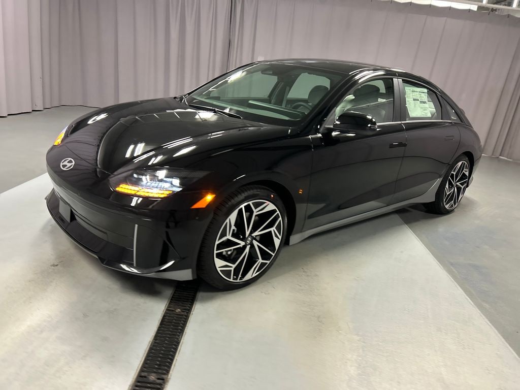 New 2025 Hyundai IONIQ 6 SEL Sedan