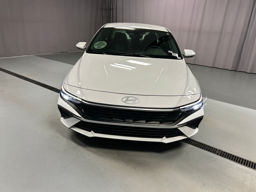 2024 Hyundai Elantra Hybrid Blue photo 2