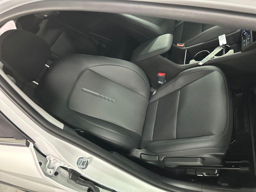 2026 Hyundai Kona Limited - Photo 24