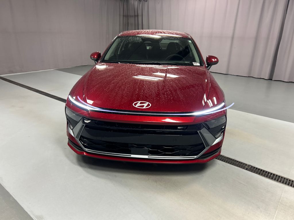 2025 Hyundai Sonata SE photo 2