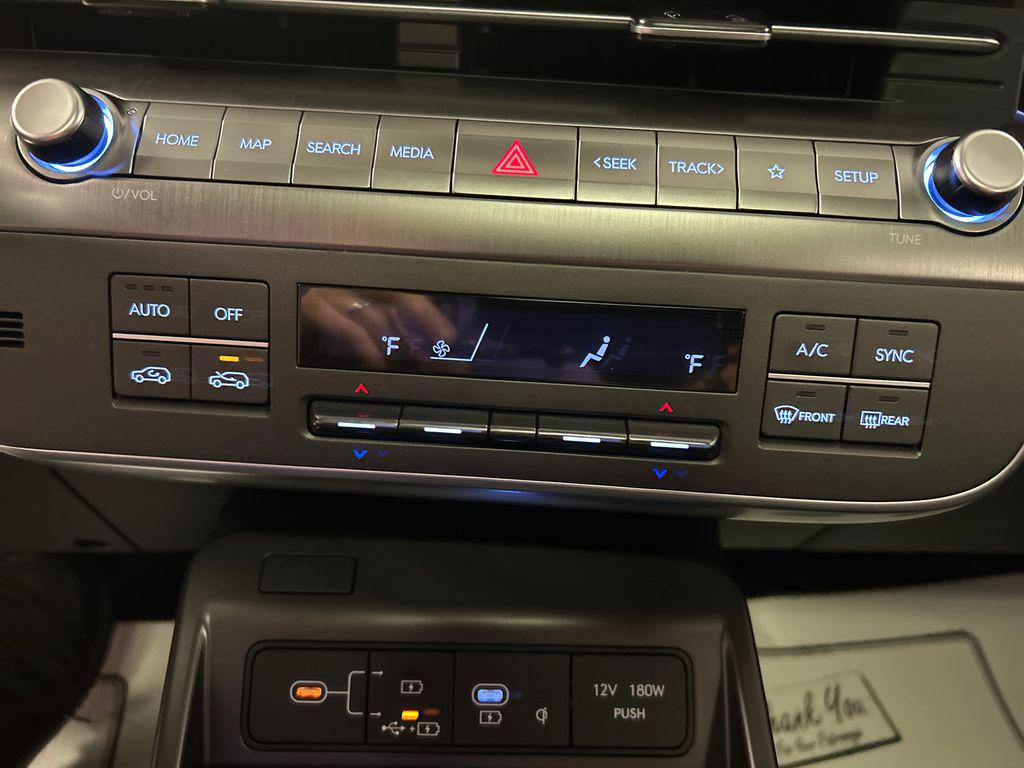 2026 Hyundai Kona Limited - Photo 17
