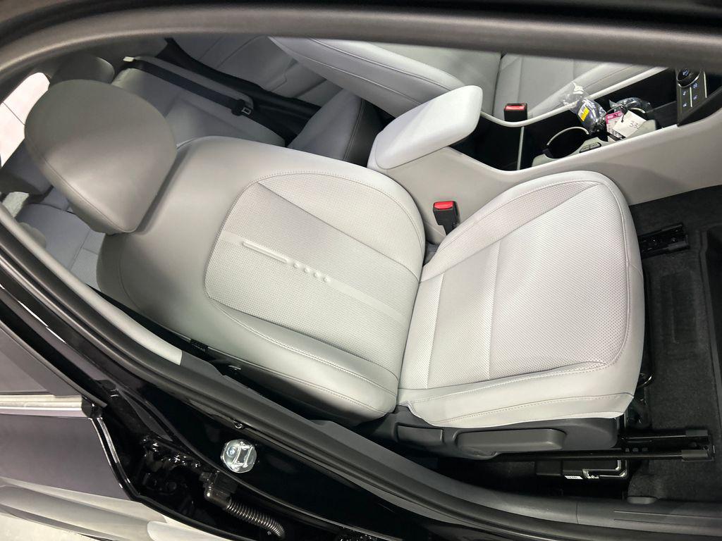 2026 Hyundai Kona Limited - Photo 27